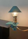 Lampe champignon à pince bleue