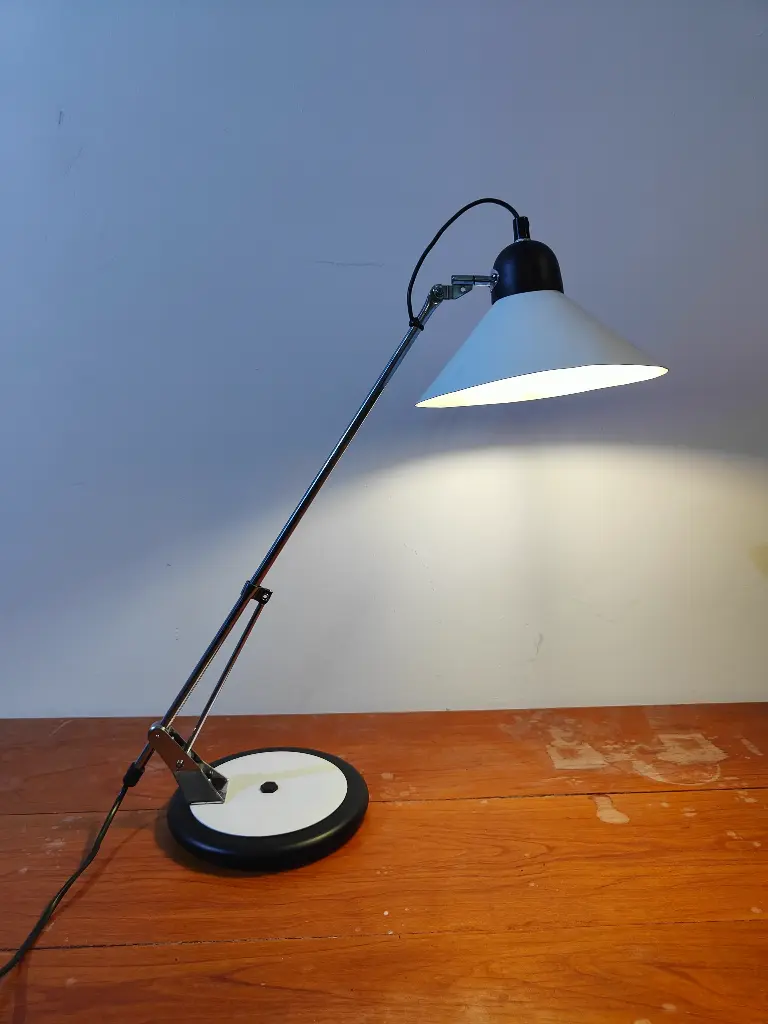 Lampe de bureau aluminor 