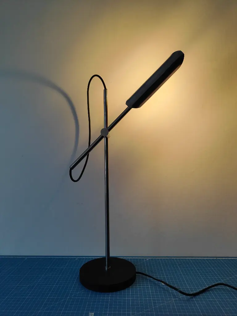 Lampe articulé signé "JPB"
