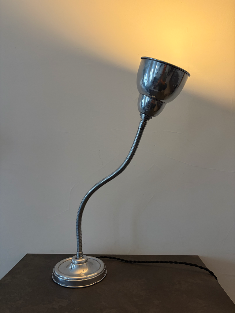 Lampe de bureau en aluminium