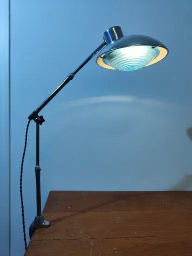 Lampe d'architecte SOLR à étau