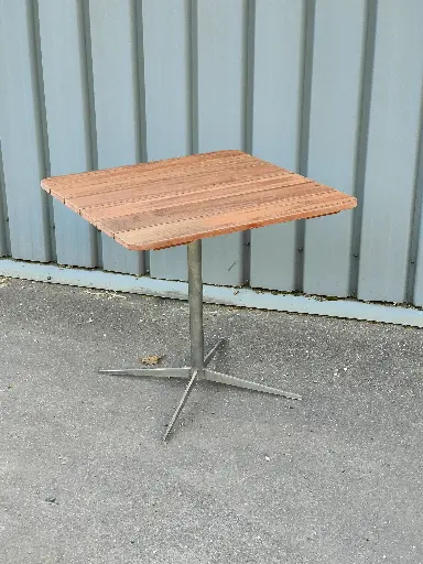 Table de jardin 4 places 